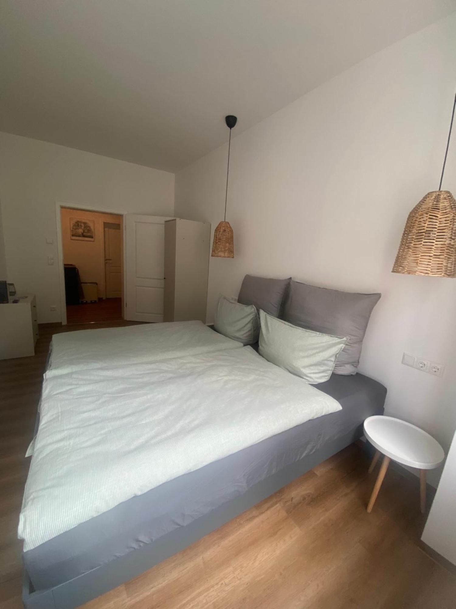 Sun & Moon Apartment